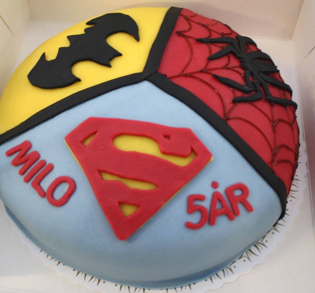 Superhero tårta