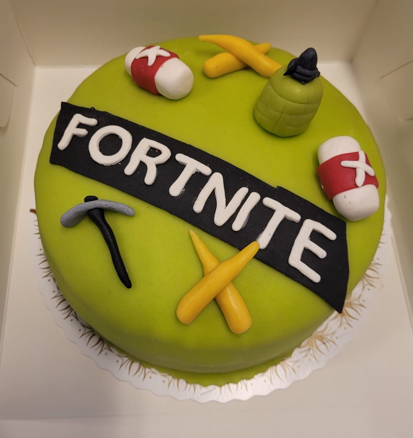 Fortnite tårta
