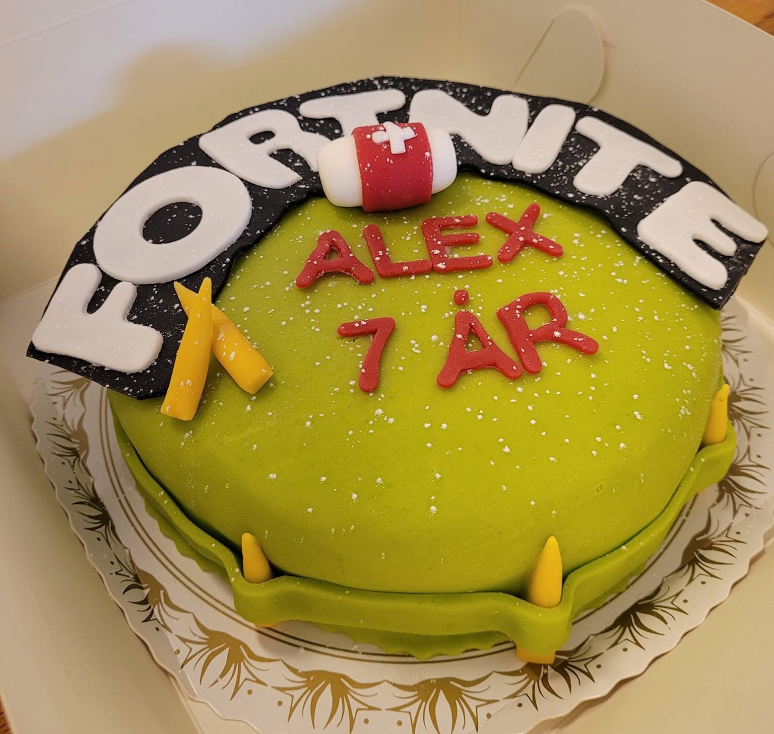 Fortnite tårta